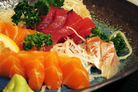 Salmon, Maguro and Tai sashimi